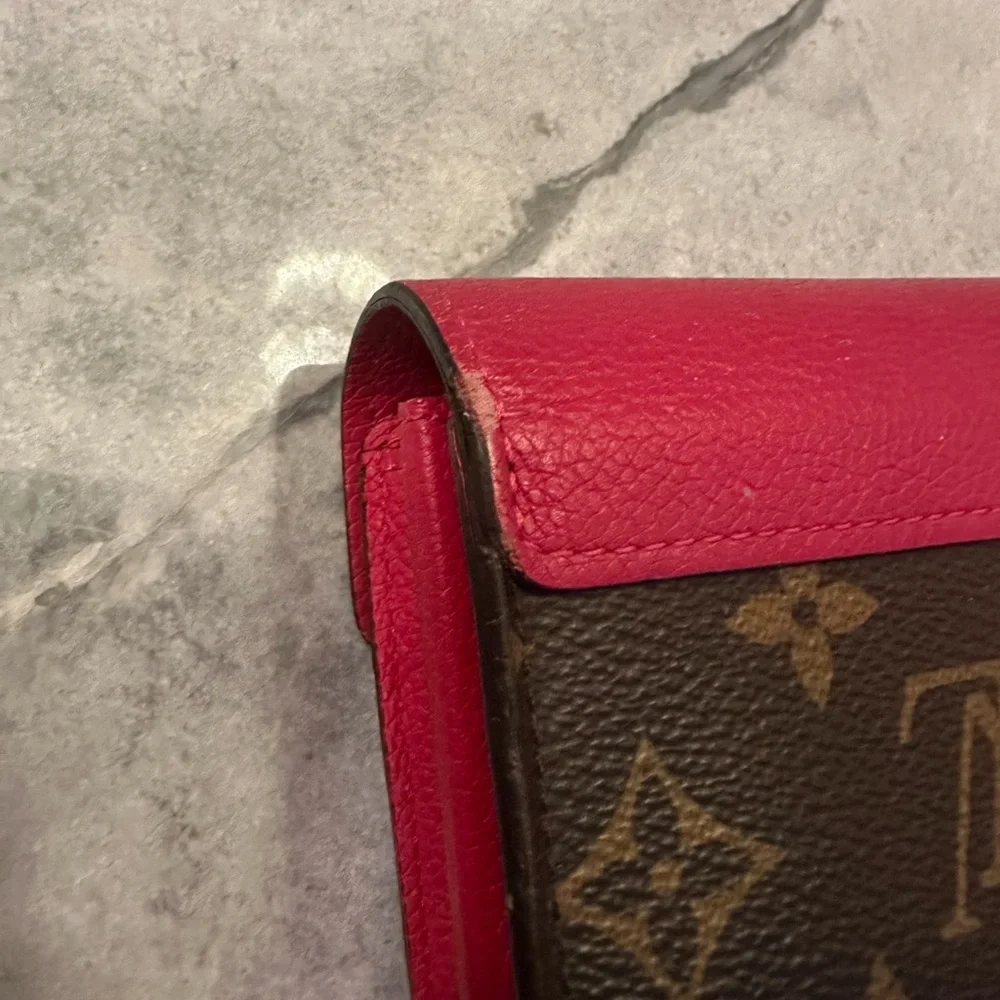Louis Vuitton wallet - Picture 10 of 10